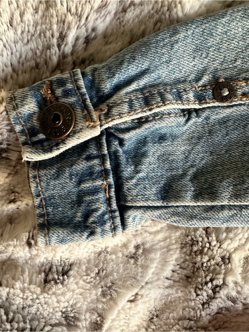 Osh kosh Denim girls Jacket 3t with Pink Bow & Heart Patches